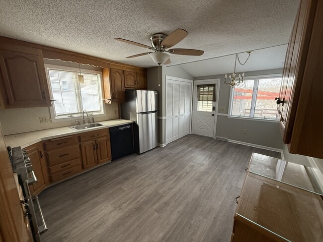 Building Photo - 123 Merigold Dr