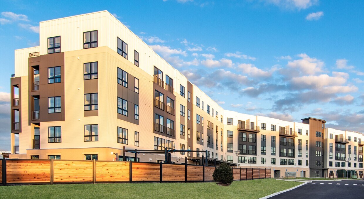 The Beam 221 Howard St New London, CT Apartments for Rent in New