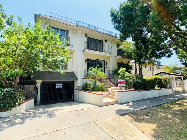 Building Photo - 12740 Venice Blvd