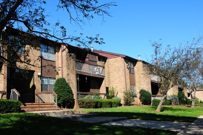 Foto del edificio - Woodbridge Terrace