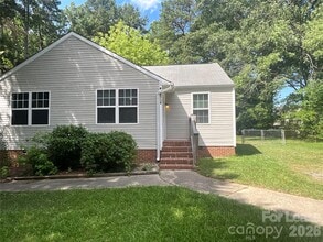 Building Photo - 6013 Carver Blvd