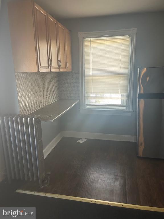 Foto del edificio - 507 E Walnut Ln