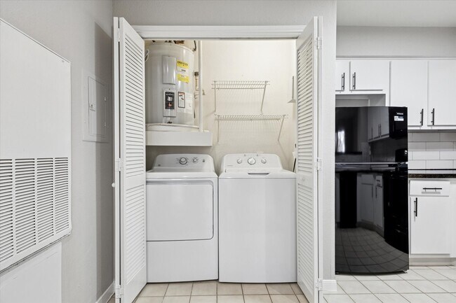 Foto del edificio - 1710 W T C Jester Blvd