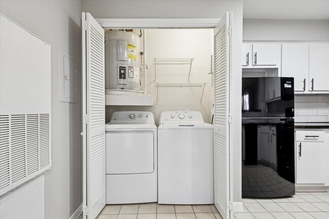 Building Photo - 1710 W T C Jester Blvd