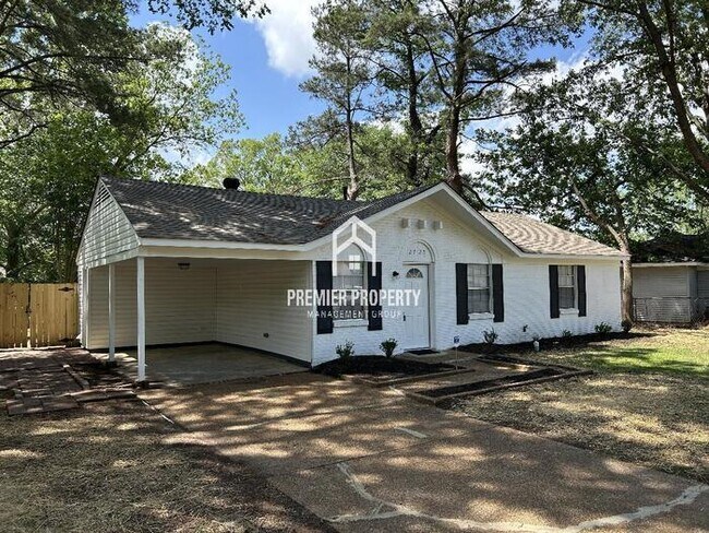 Building Photo - 2725 Shady Grove Dr