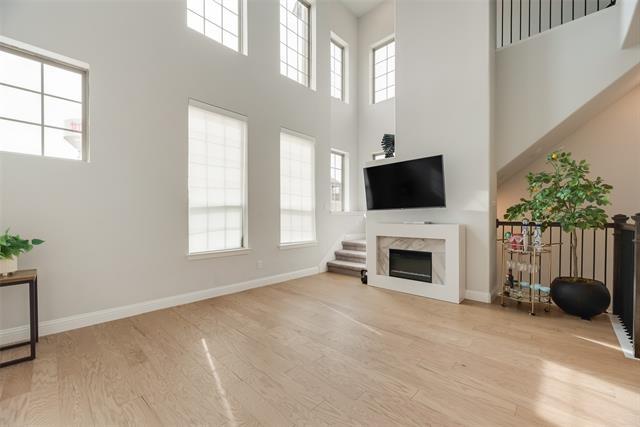 Foto del edificio - 8102 Foraker St