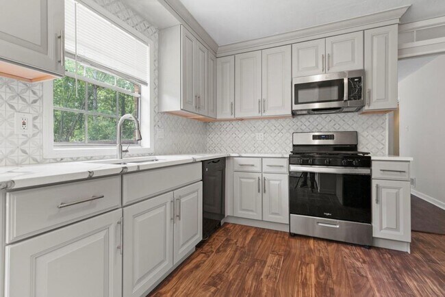 Foto del edificio - 1492 Tanglewood Way NW