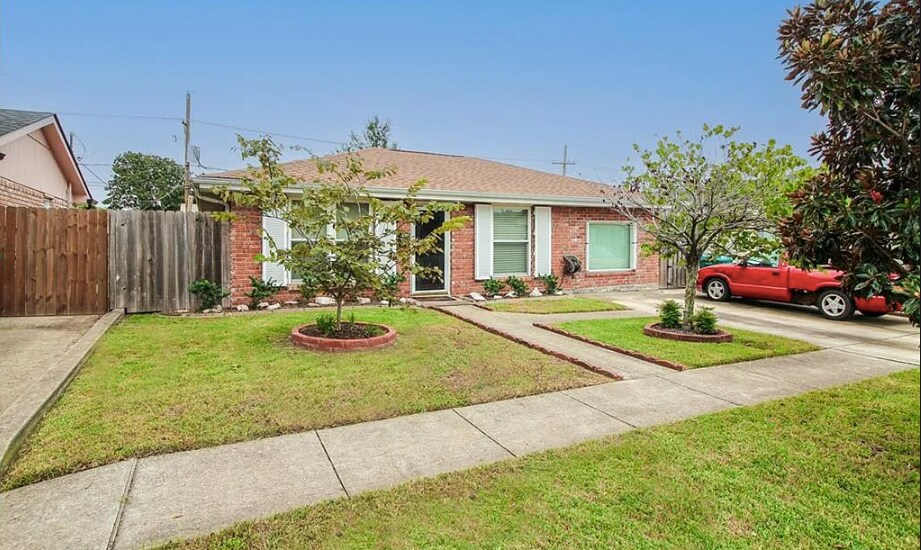 Foto principal - 3752 Tulane Dr