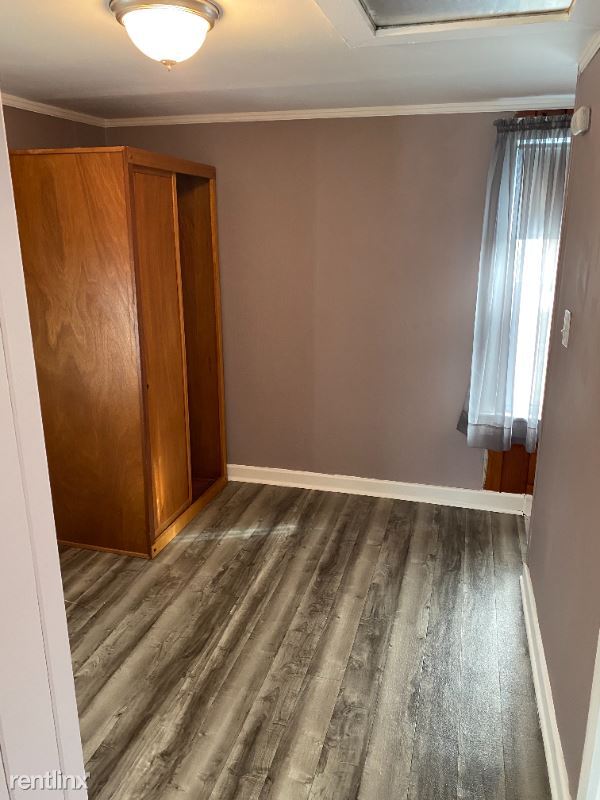 Building Photo - 2 br, 1 bath House - 125 Sergeant St