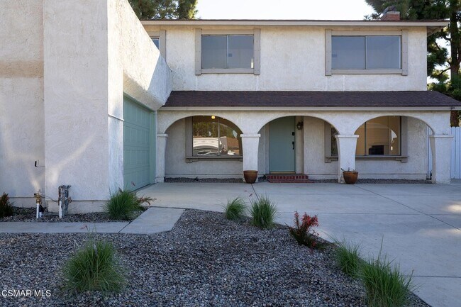 Foto del edificio - 2442 N Alden St