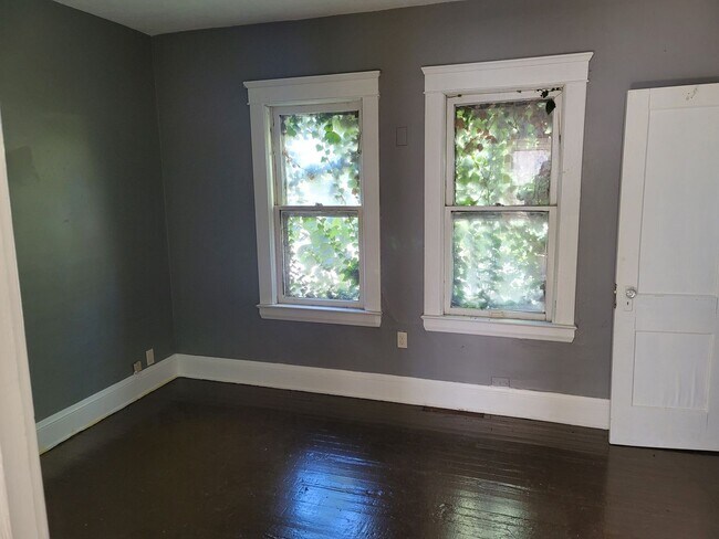 Foto del edificio - 713 E 156th St.