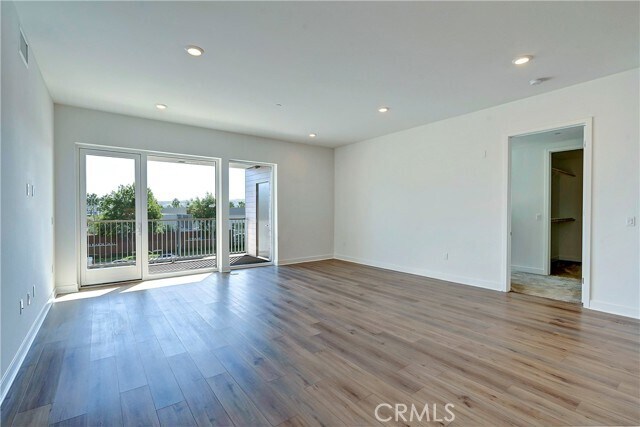 Building Photo - 4407 Rivington