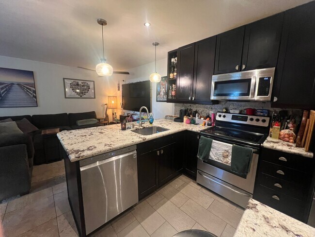 Foto del edificio - 4955 Hanawai St