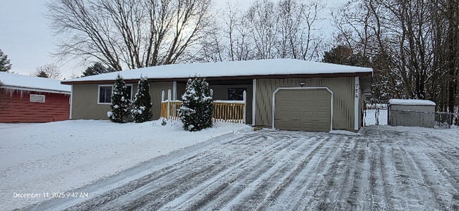 Building Photo - 754 Paperjack Dr