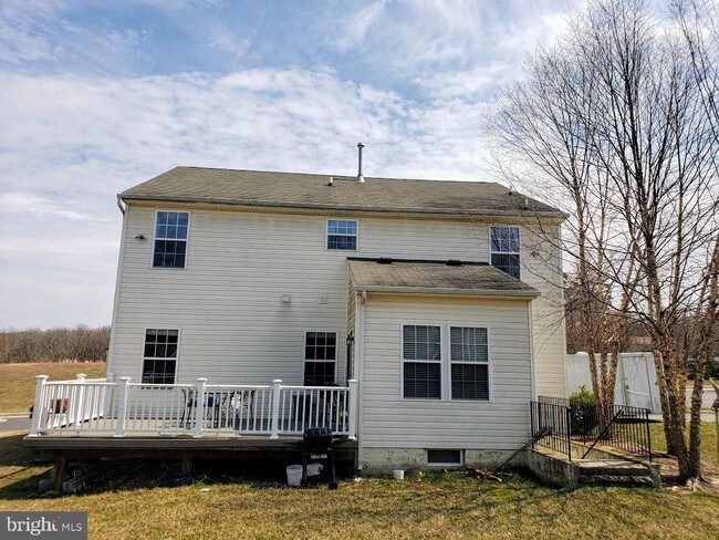 Building Photo - 1 Sweet Leaf Ct