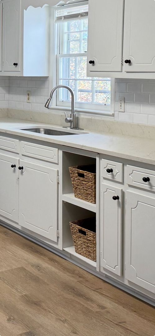 Building Photo - Awesome in Austell!