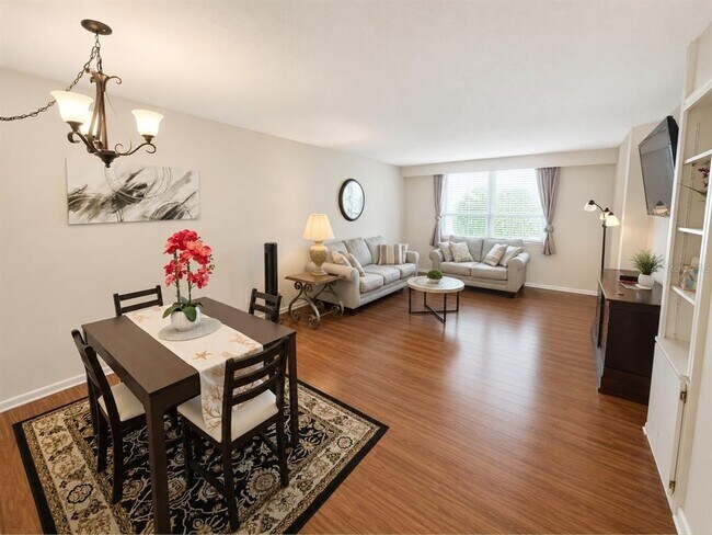 Foto del edificio - 2616 Cove Cay Dr