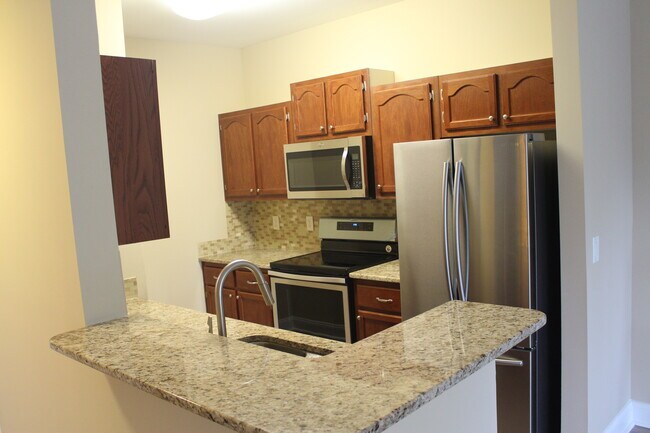 Foto del edificio - 2700 Pine Tree Rd NE