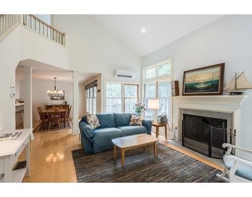 Building Photo - 122 Cove Rd