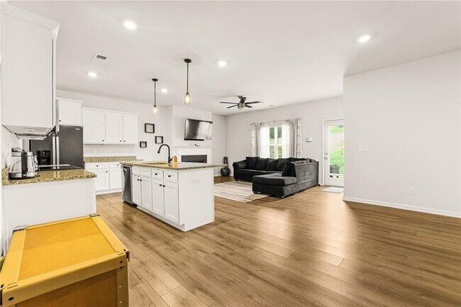Foto del edificio - 4514 Fillmore Trl SW