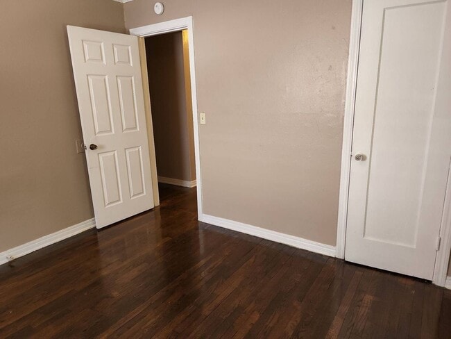 Building Photo - Updated 3 bedroom, 1 bath home