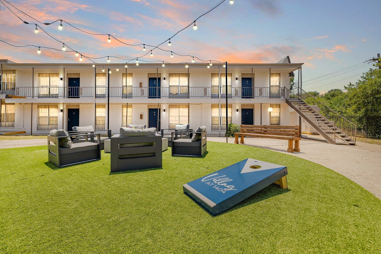 Primary Photo - Villas at 1404