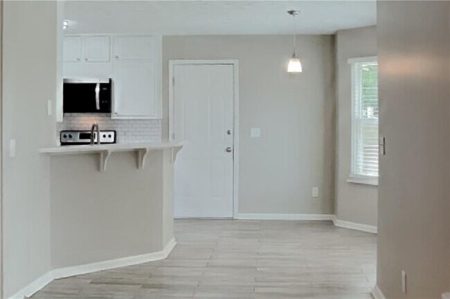 Foto del edificio - 2920 Summit Point Ct