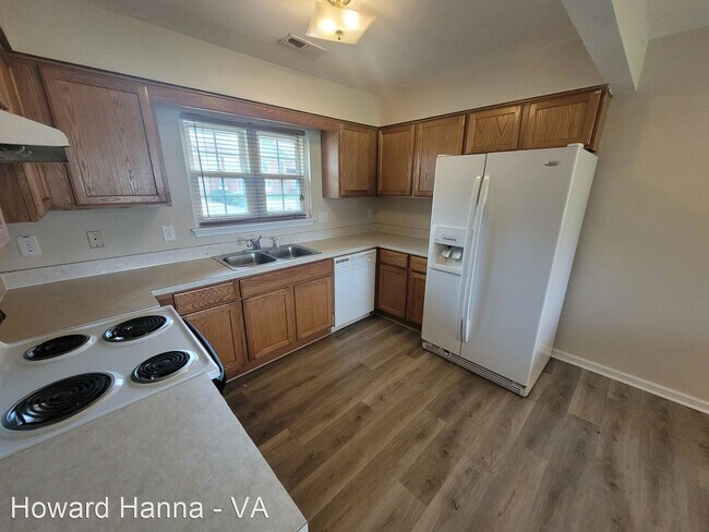 Building Photo - 3 br, 1.5 bath House - 812 Huntly Drive