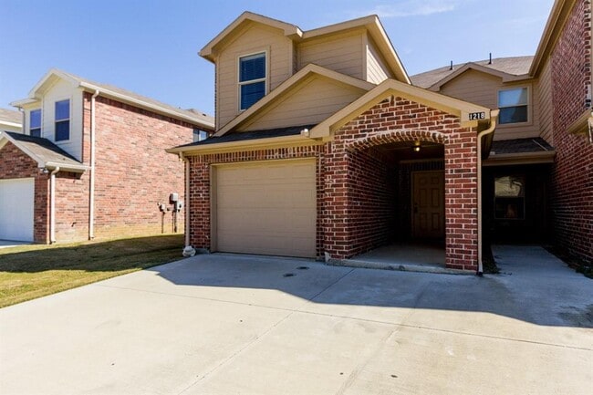 Building Photo - 1208 Bayfield Dr