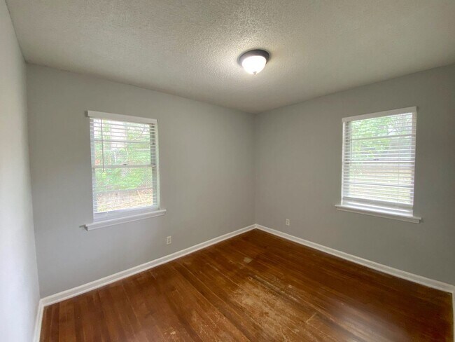 Foto del edificio - 8282 Fayette Cove