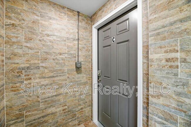 Foto del edificio - 2113 W Madison Ave