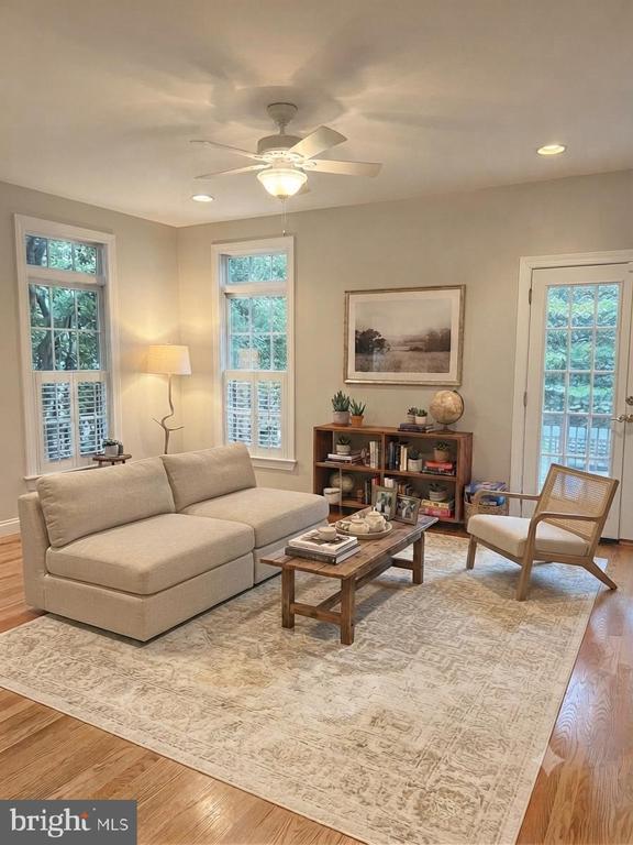 Foto del edificio - 2229 N Oak Ct