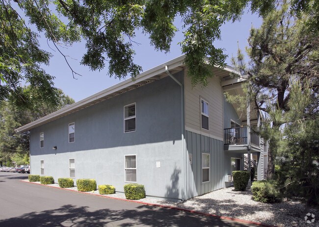 Sycamore Lane Apartments Davis Ca Building Photo Sycamore Lane