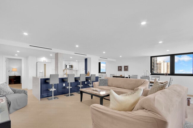 Building Photo - 5380 N Ocean Dr