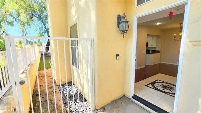 Foto del edificio - 15731 Pepper St