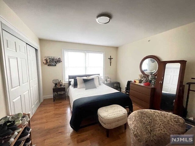 Foto del edificio - 531-533 Kearny Ave