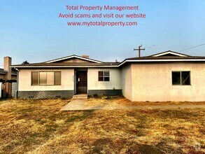 Building Photo - 22593 Rd 130