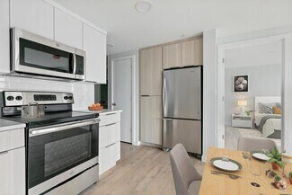 Building Photo - 22 Soden St