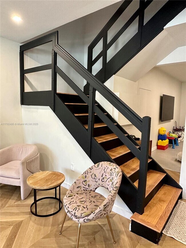 Foto del edificio - 19269 NE 8th Ct