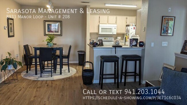 Foto del edificio - 8933 Manor Loop