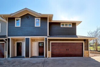 Building Photo - 1706 Cedar Bend Dr