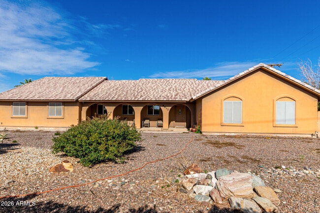 Building Photo - 8812 W Pinnacle Peak Rd