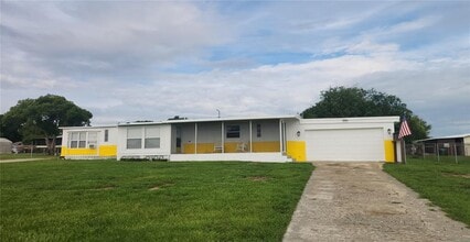Building Photo - 17653 Broad St