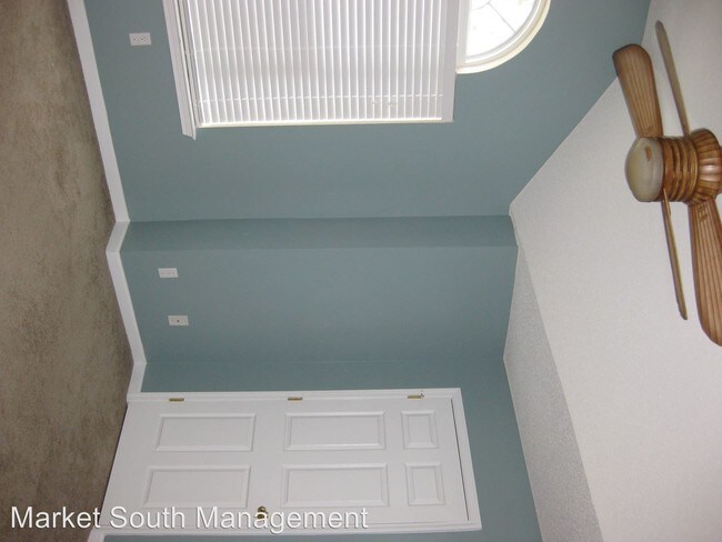 Building Photo - 36 Orchid Ln