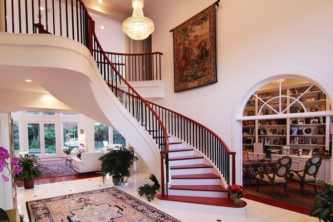 Building Photo - 5095 Cedar Creek Dr