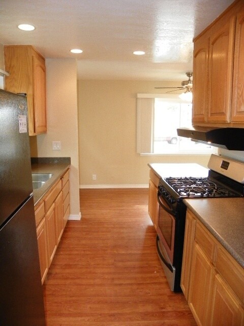 Building Photo - 2155 Goff Ave