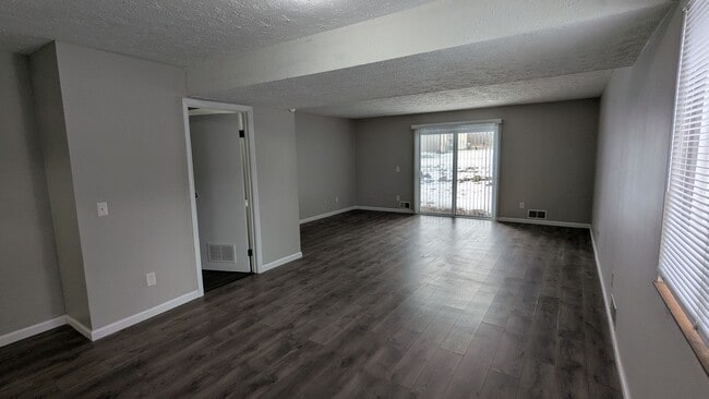 Building Photo - MN Cedar Village (833)