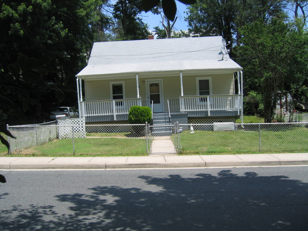 Foto del edificio - 6009 Rixey Drive