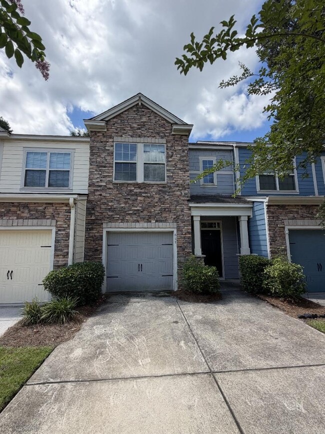 Foto del edificio - 827 Bibury Ct