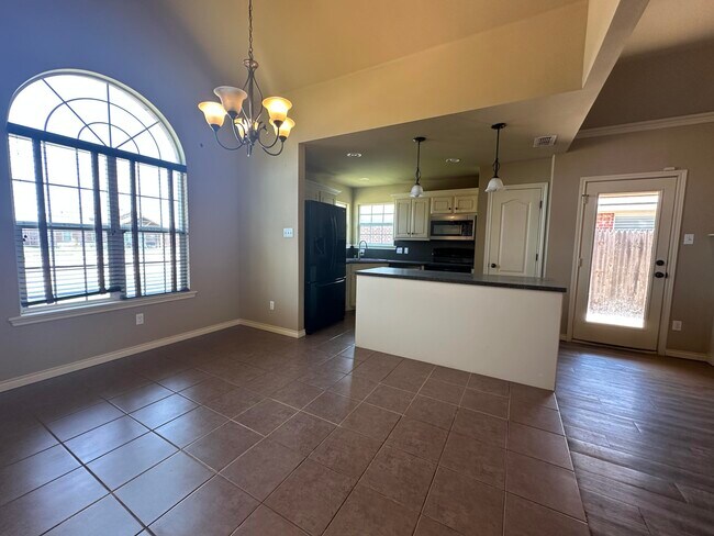 Foto del edificio - 5917 103rd St
